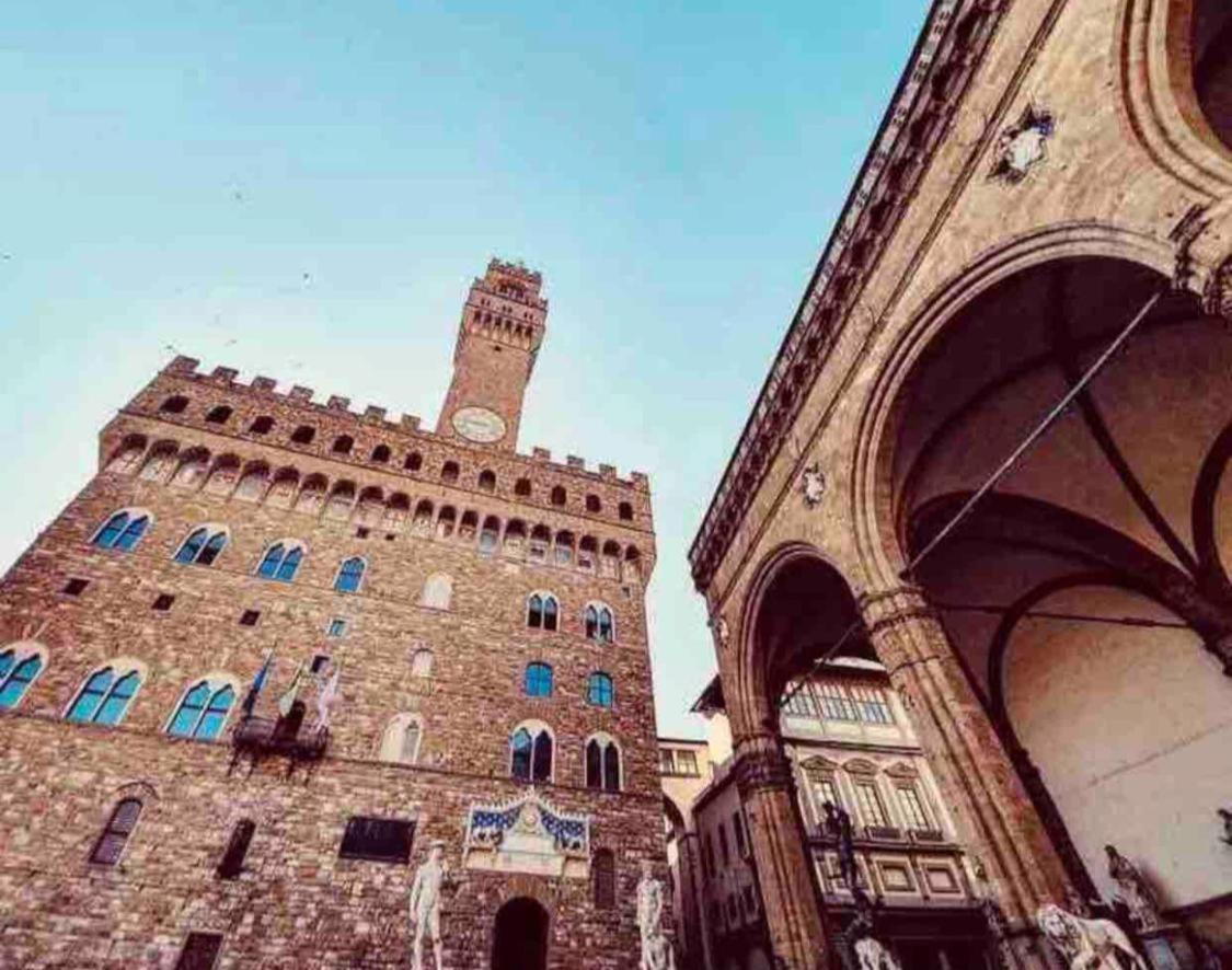 Palazzo Vecchio Apartment ฟลอเรนซ์ ภายนอก รูปภาพ